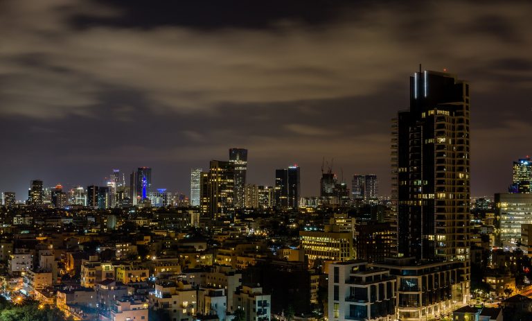 tel-aviv-2827030_1920-768x463